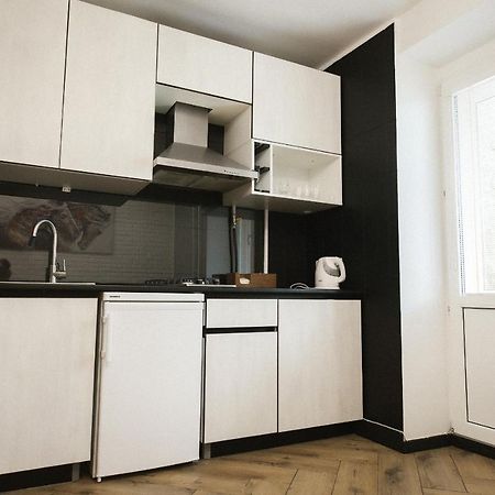 Loft-Style Apartment Izmajil Exteriör bild